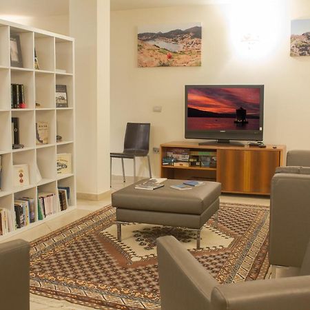 Hotel Corallo Албиния Екстериор снимка