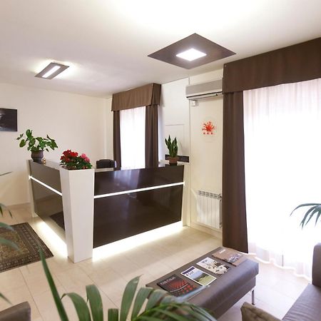 Hotel Corallo Албиния Екстериор снимка