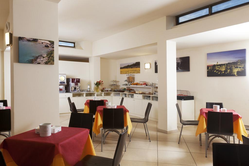 Hotel Corallo Албиния Екстериор снимка