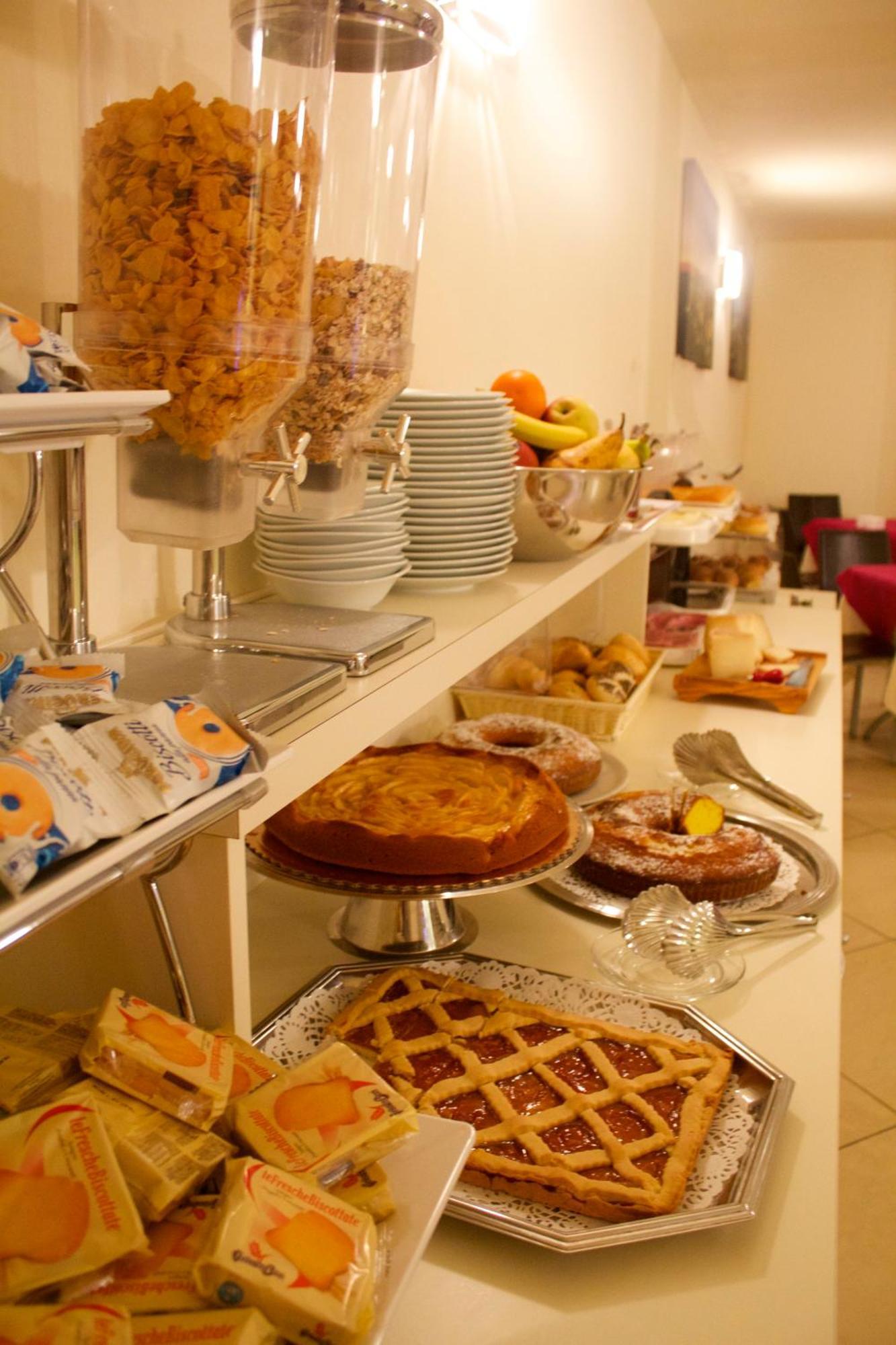 Hotel Corallo Албиния Екстериор снимка
