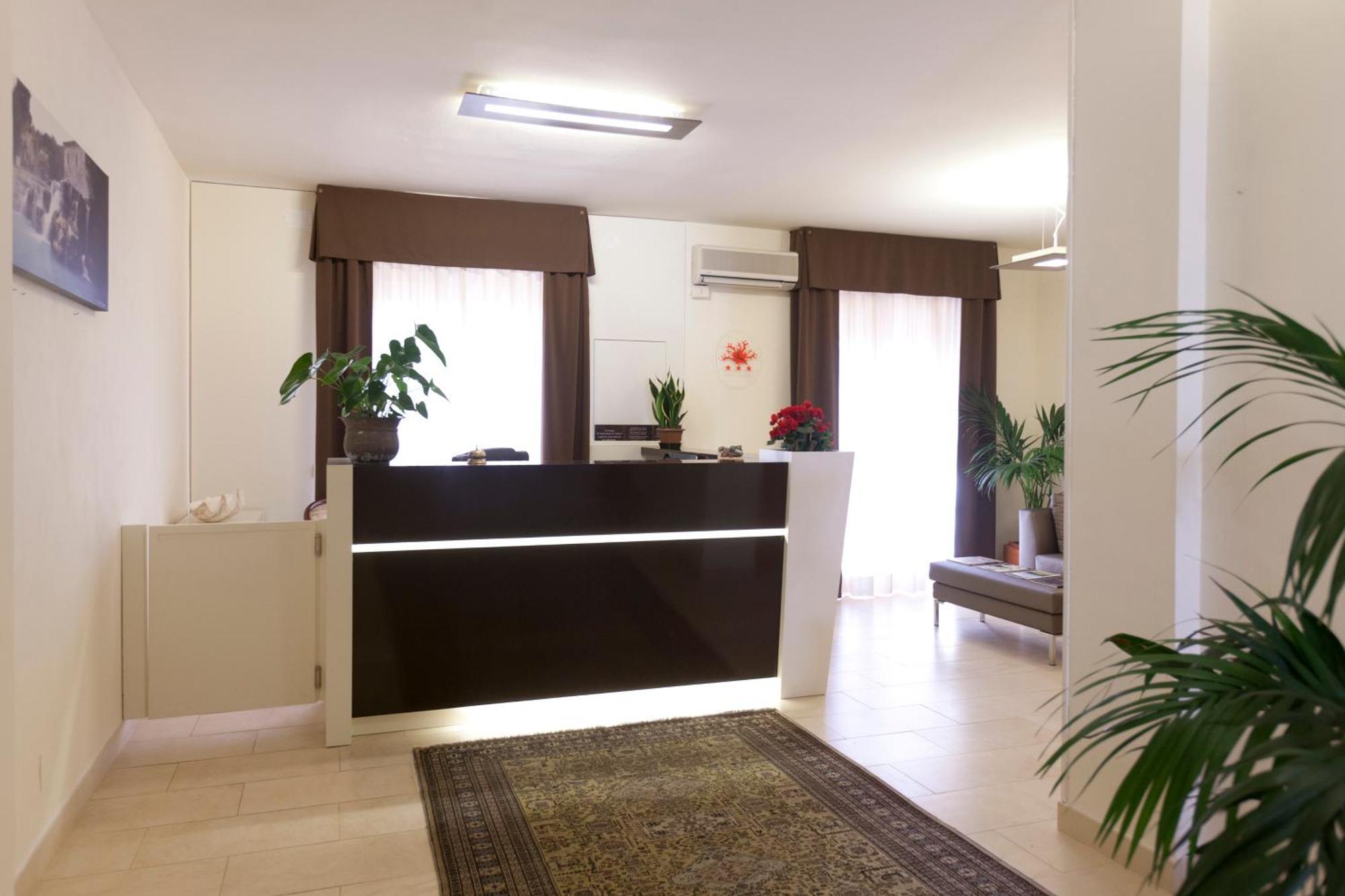 Hotel Corallo Албиния Екстериор снимка
